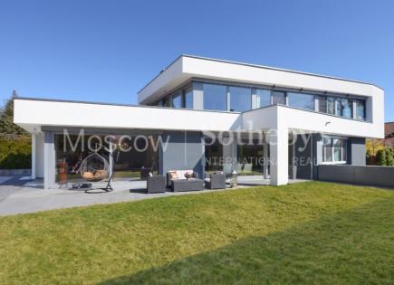 Villa for 3 140 000 euro in Pocking, Germany