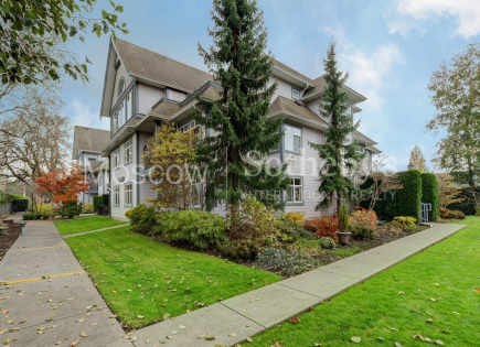Townhouse for 241 146 euro in Vancouver, Canada