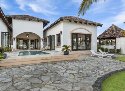 Villa for 810 925 euro in Panama