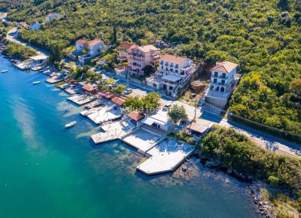 Отель, гостиница за 1 500 000 евро в Крашичах, Черногория