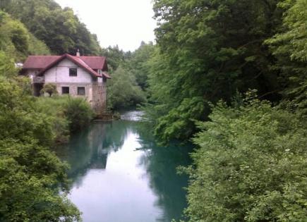 Поместье за 350 000 евро в Чрномеле, Словения