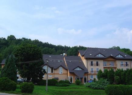 Отель, гостиница за 1 300 000 евро в Бойнице, Словакия