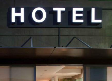 Отель, гостиница за 13 000 000 евро в Дрездене, Германия