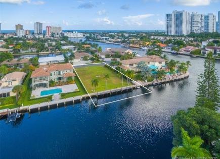 Land for 1 636 589 euro in Miami, USA
