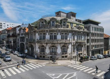 Коммерческая недвижимость за 1 425 000 евро в Порту, Португалия