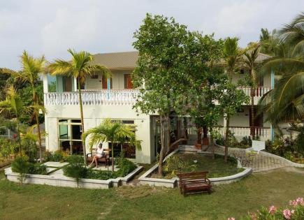 Hotel for 243 458 euro on Maldives