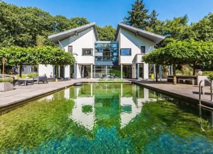Villa for 2 772 000 euro in Utrecht, Netherlands