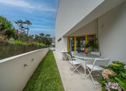 Дом за 450 000 евро на Повуа-де-Варзин, Португалия
