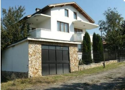 Дом за 100 000 евро в Оброчиште, Болгария