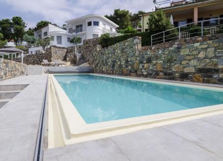 Villa for 2 000 000 euro in Andora, Italy