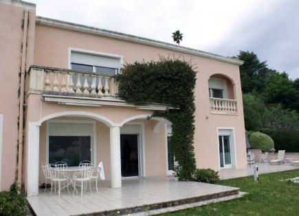 Дом за 950 000 евро в Ментоне, Франция