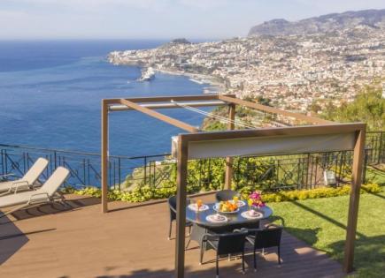 Villa for 1 600 000 euro in Funchal, Portugal