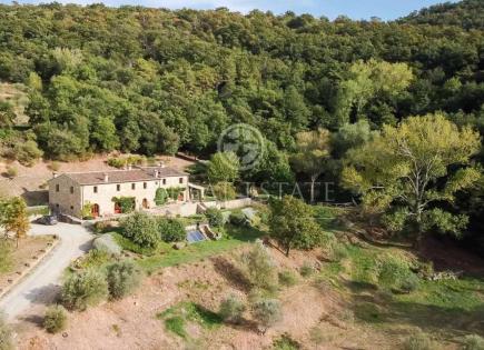 Дом за 2 100 000 евро в Туоро-суль-Тразимено, Италия