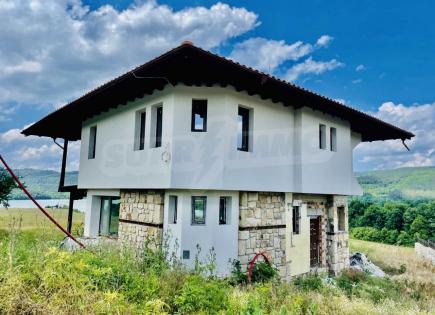 House for 98 000 euro in Elena, Bulgaria