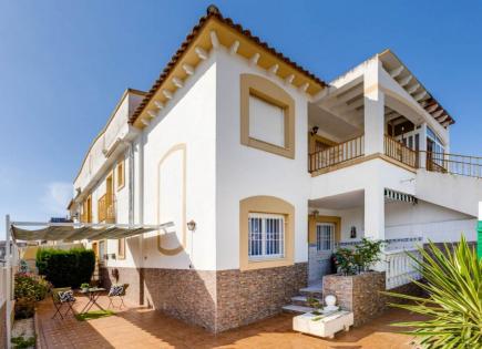 Bungalow for 99 900 euro in Torrevieja, Spain