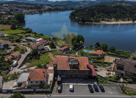 Hotel for 1 200 000 euro in Gondomar, Portugal