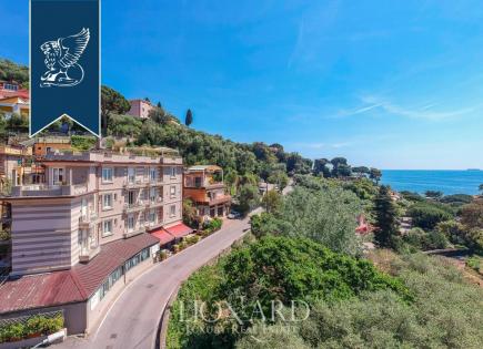 Hotel for 4 600 000 euro in Lerici, Italy