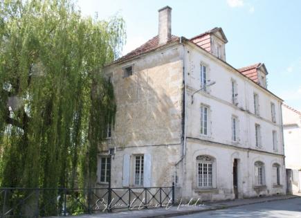 Дом за 142 000 евро в Шаранте, Франция