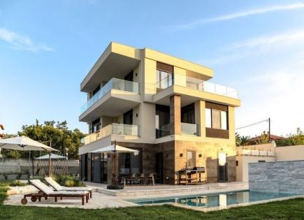 Villa for 1 190 000 euro in Kassandra, Greece