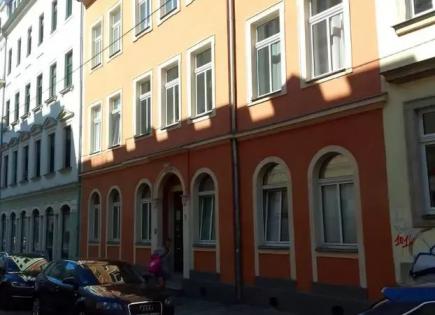 Commercial apartment building for 1 350 000 euro in Dresden, Germany