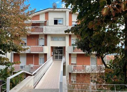 Flat for 130 000 euro in Citta Sant'Angelo, Italy