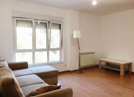 Apartment for 51 000 euro in Oviedo, Spain