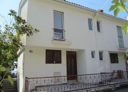 Дом за 220 000 евро в Бечичи, Черногория