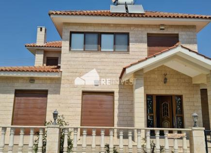 Дом за 2 700 евро за месяц в Ларнаке, Кипр