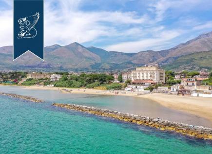 Hotel in Formia, Italy (price on request)