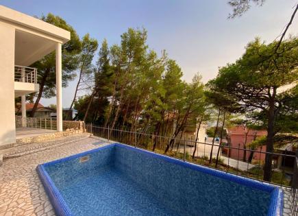 Villa for 235 000 euro in Andrijevica, Montenegro