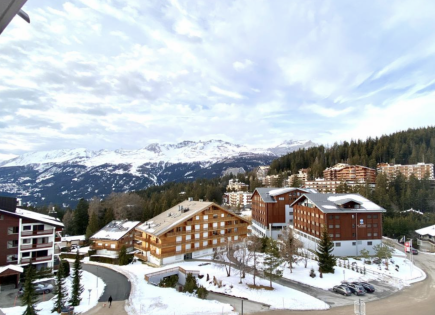 Квартира за 690 000 евро в Кран-Монтане, Швейцария