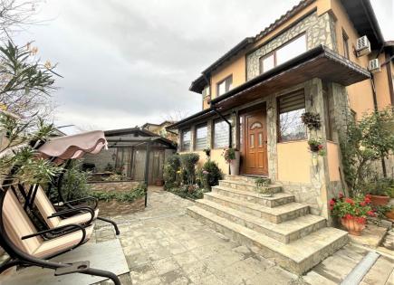 Дом за 220 000 евро в Горице, Болгария