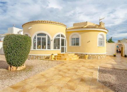 Villa for 399 000 euro in San Luis, Spain