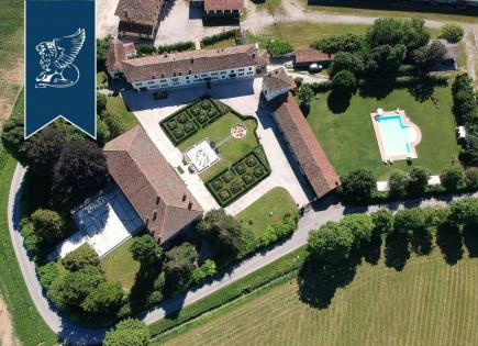 Villa for 4 500 000 euro in Sesto al Reghena, Italy