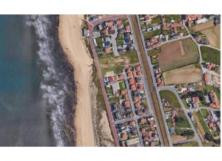 Land for 350 000 euro in Vila Nova de Gaia, Portugal
