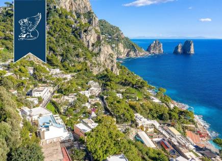 Apartment for 1 710 000 euro in Capri, Italy
