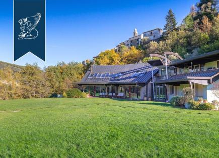 Villa for 3 500 000 euro in Imperia, Italy