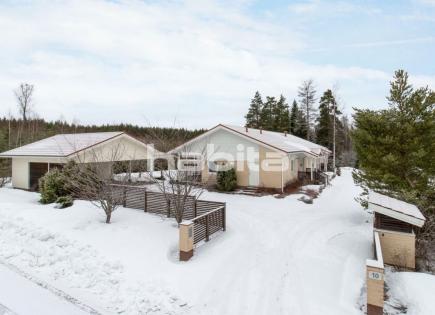 Дом за 298 000 евро в Пюхтяя, Финляндия