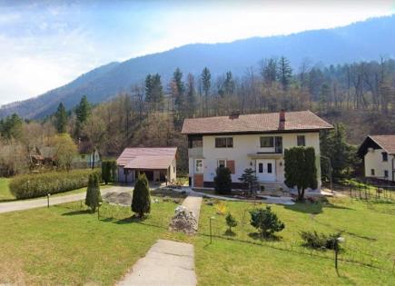 Дом за 197 000 евро в Мозирье, Словения