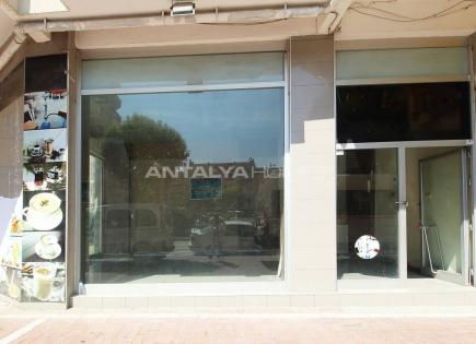 Shop for 126 000 euro in Yalova, Turkey