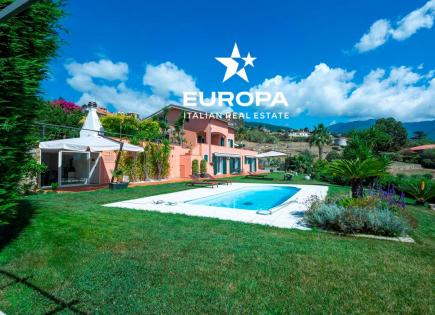 Villa for 2 900 000 euro in San Remo, Italy