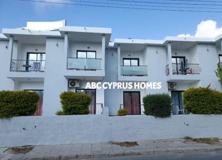 Commercial apartment building for 1 850 000 euro in Paphos, Cyprus