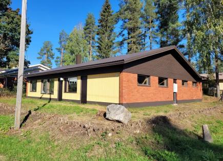 House for 19 800 euro in Suonenjoki, Finland