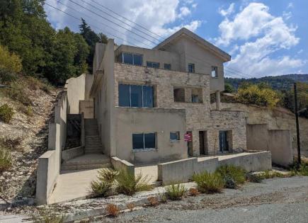 Commercial property for 310 000 euro in Paphos, Cyprus