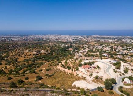 Land for 300 000 euro in Paphos, Cyprus