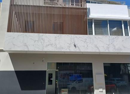 Commercial apartment building for 600 000 euro in Limassol, Cyprus