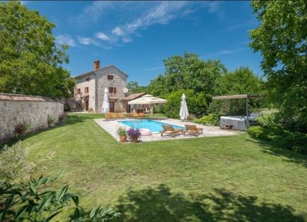 House for 2 300 000 euro in Tinjan, Croatia
