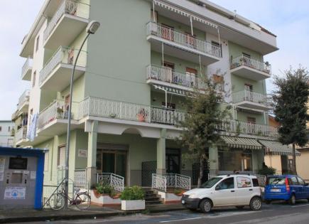 Shop for 100 000 euro in Scalea, Italy