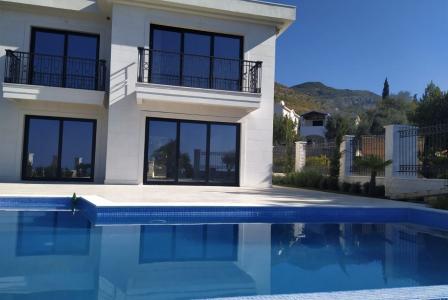 Купить дом в черногории районы мадрида для проживания