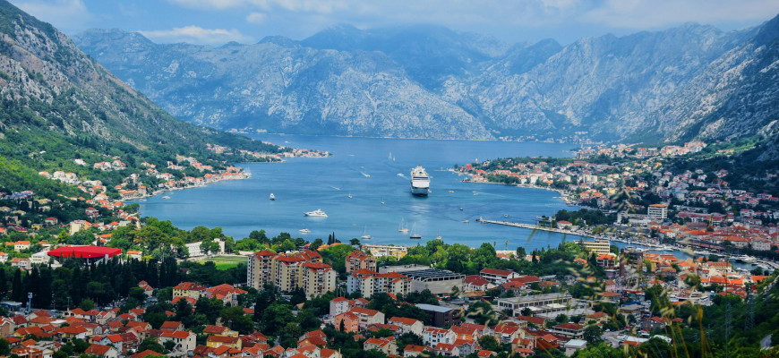Новостройки в Черногории подешевели за квартал. Но за год подорожали почти на 40%